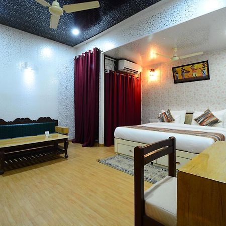 Hotel Bamboo Castle Jaipur Dış mekan fotoğraf