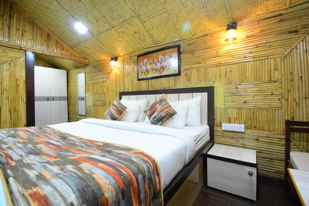 Hotel Bamboo Castle Jaipur Dış mekan fotoğraf